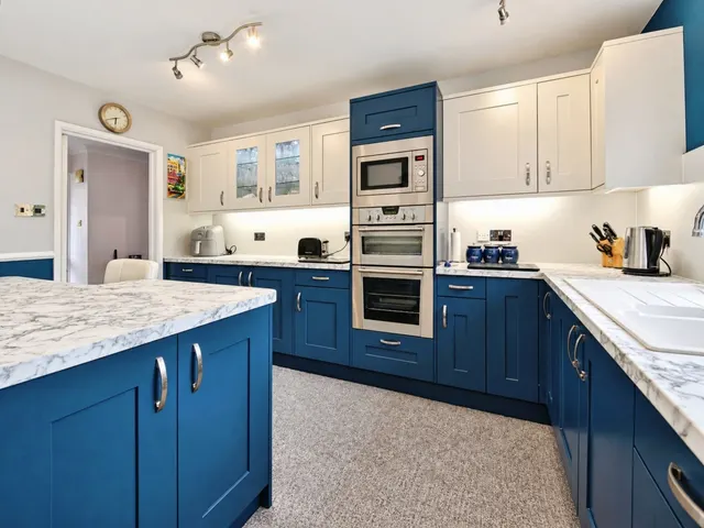 Hylands Close, West Hill, EX11, photo 2