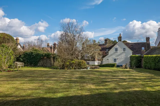 High Street, Lindfield, RH16, photo 2