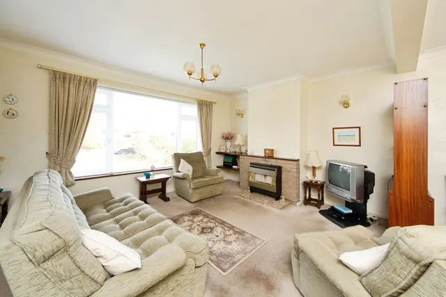 Grenville Crescent, Bromborough, CH63, photo 2