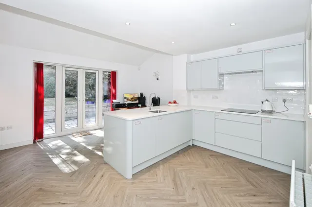 Bronze View, Westwood Heath, CV4, photo 2