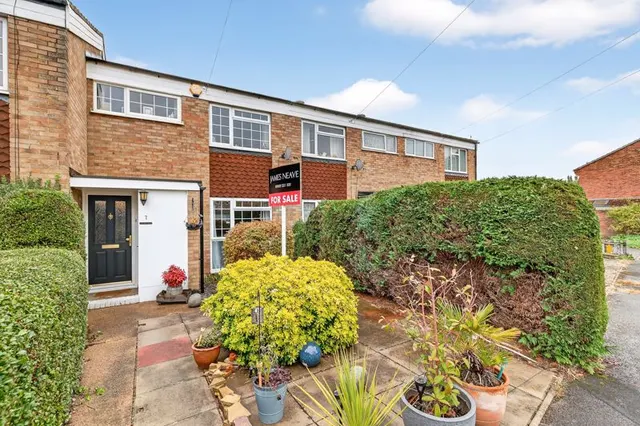 Photo 3 — Marlborough Close Hersham, Walton-On-Thames KT12 4QS