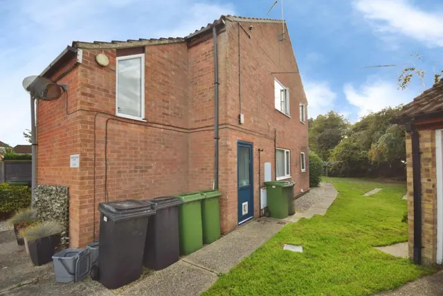 Chestnut Close, Costessey, NR5, photo 1
