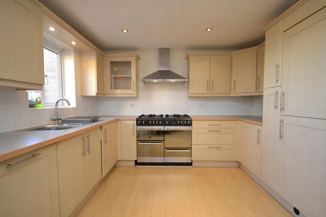 Shakespeare Avenue, Bristol, BS7 0NW, photo 1