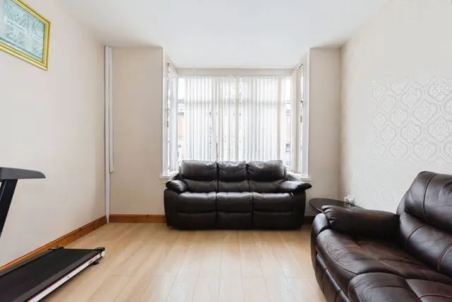 Oakwood Road, Birmingham, B11, photo 2