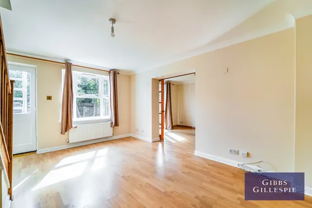 Hazelwood Close, North Harrow Fees Apply, HA2, photo 3