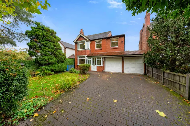 Stockport Road, Marple, SK6, photo 1