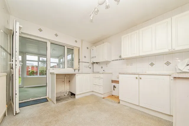 Photo 3 — Ladbrooke Road, Clacton-On-Sea