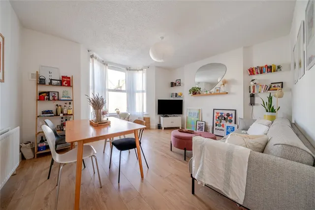 Southwood Road, London, SE9, photo 2
