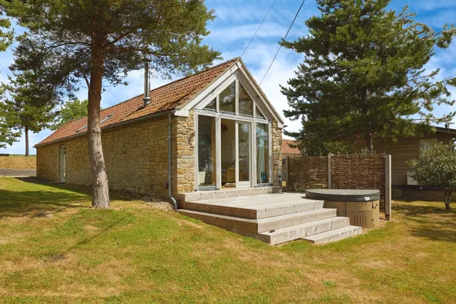 Saxon Maybank, Bradford Abbas, DT9, photo 1