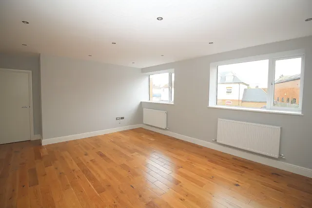 Photo 3 — Harrington House, Brighton Road, Horsham