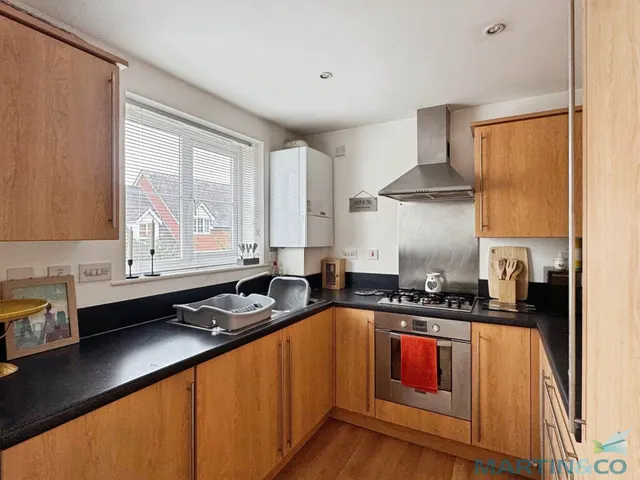 Sir John Fogge Avenue, Repton Park, TN23, photo 3