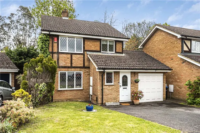 Tinsey Close, Egham, TW20, photo 1