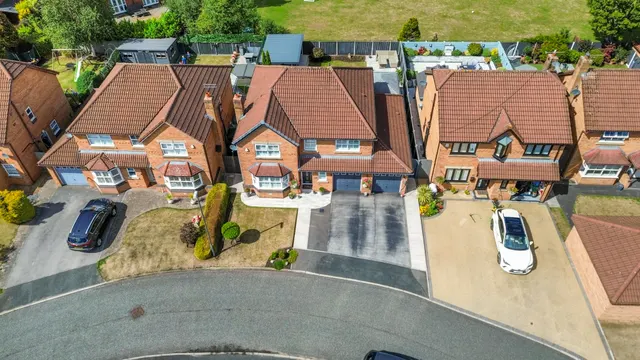Photo 3 — Stonecross Drive, Rainhill, Prescot, Prescot, L35 6DD