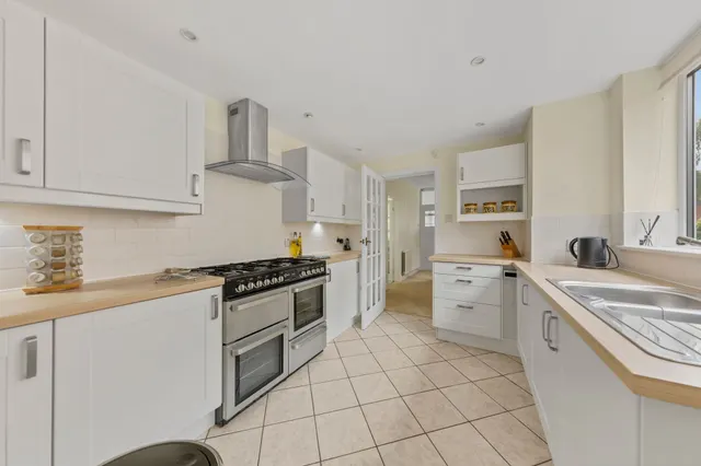 Photo 2 — Broomfields Road, Appleton, Warrington, Warrington, WA4 3AE