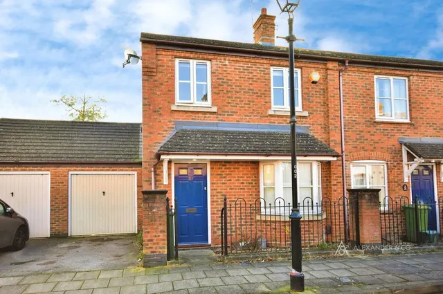 Mill Meadow, Aylesbury, HP19, photo 1