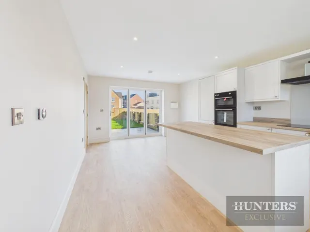 Foxglove Way, Scarborough, YO13, photo 3
