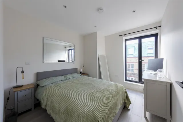 Norwood Road, London, photo 3