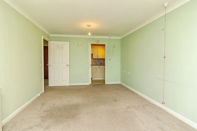 Laburnum Court, Leighton Buzzard, LU7, photo 3