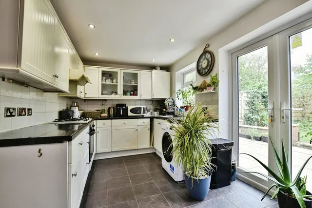 Photo 2 — Pochard Drive, Broadheath, Altrincham, WA14