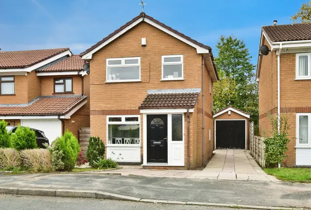 Pochard Drive, Broadheath, Altrincham, WA14, photo 1