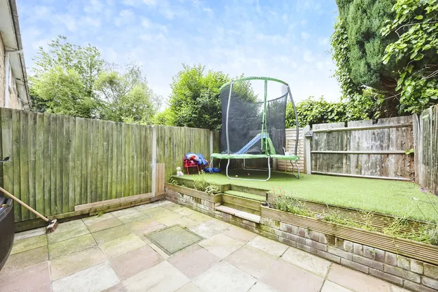 Bramshaw Road, Canterbury, photo 1