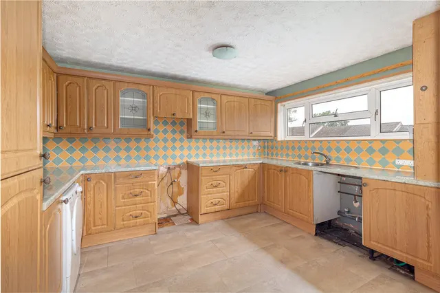 Photo 2 — Highland Way, Redditch, Worcestershire, B98 7RH