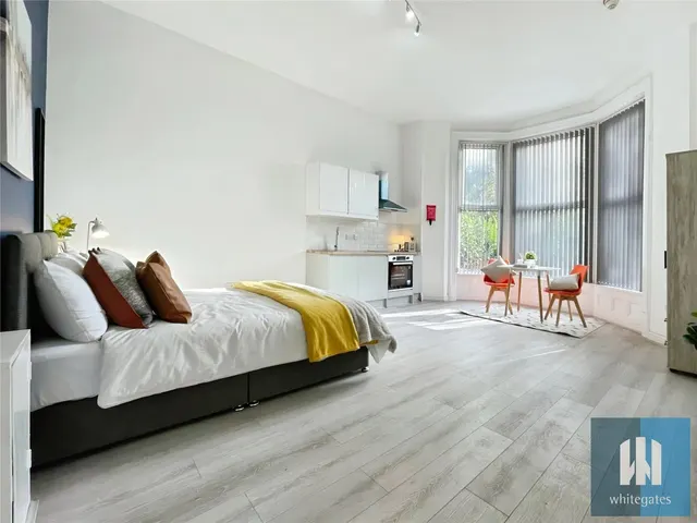 Park Drive, Huddersfield, HD1, photo 3