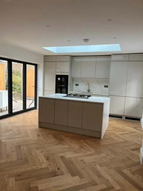 Summers Lane, North Finchley, N12, photo 2