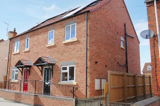 Glebe Road, Brigg, DN20, photo 1