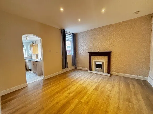 Kirkby Road, Sutton In Ashfield, NG17, photo 3