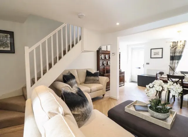 Rosemary Lane, Conwy, LL32, photo 2
