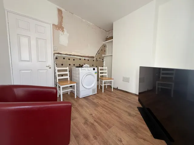 Dudley Road, Grantham, NG31, photo 3