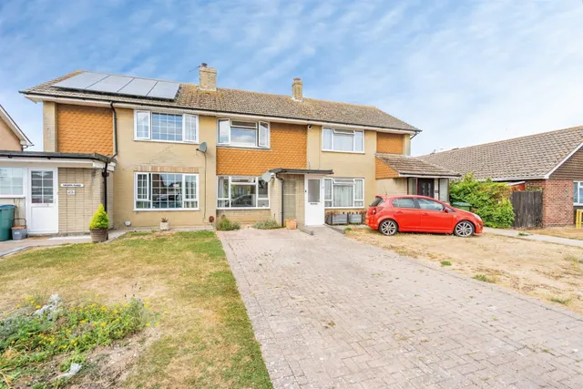 Wroxham Way, Bognor Regis, PO22, photo 1