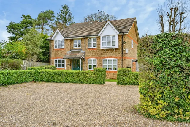 Foxlands Close, Leavesden, Watford, photo 1