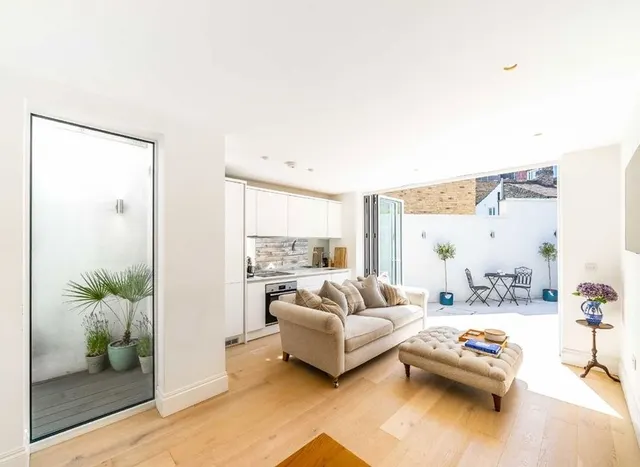 Margravine Road, Hammersmith, W6, photo 1