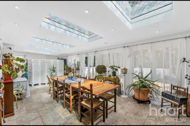 Wandle Road, Morden, SM4, photo 2