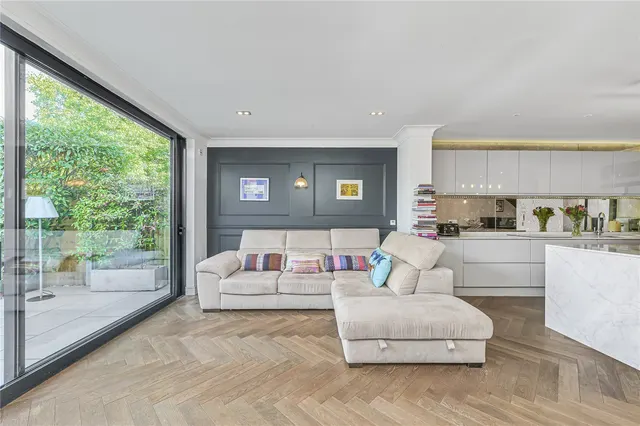 Fernlea Road, London, SW12, photo 2