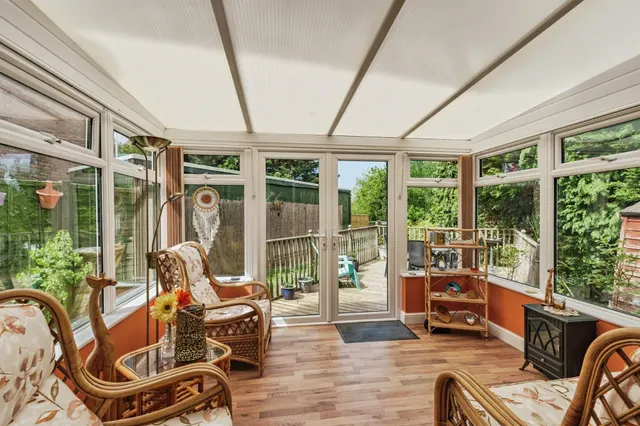 Photo 3 — Vale Close, Seaford