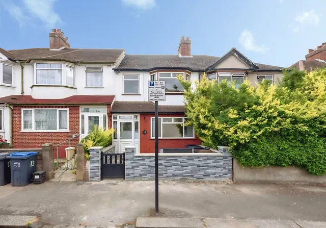Pitt Road, Thornton Heath, CR7, photo 1