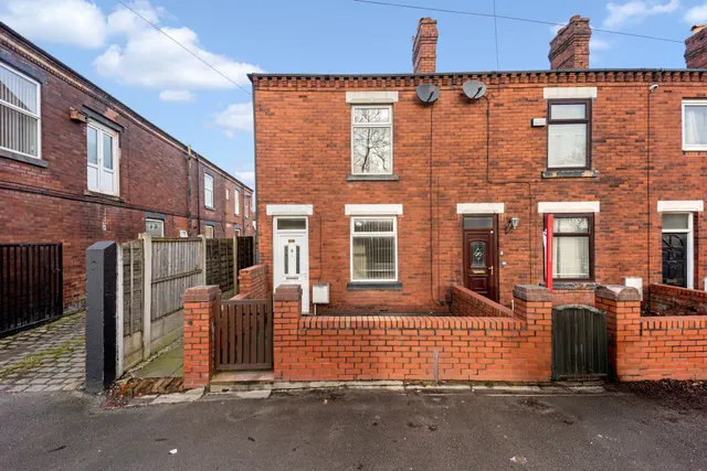 Newton Road, Lowton, Warrington, Warrington, WA3 1DG, photo 1