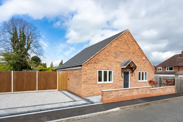 58a Holt Drive, Loughborough, Loughborough, LE11 3JA, photo 1