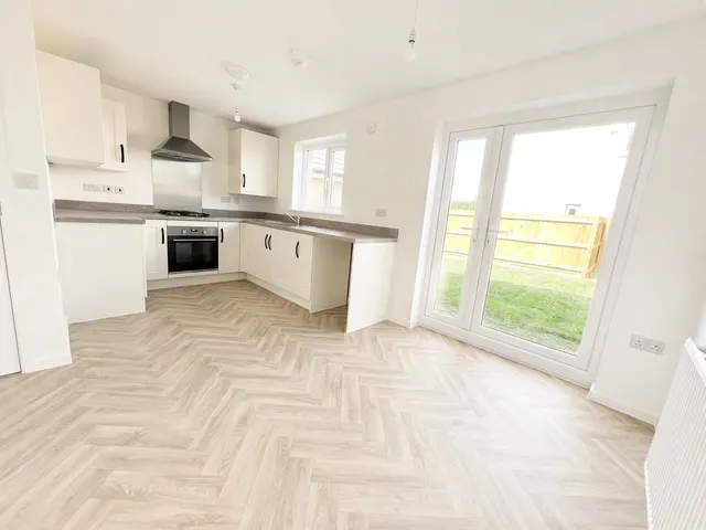 Ger Y Mor, Sandy Hill, SA69, photo 2