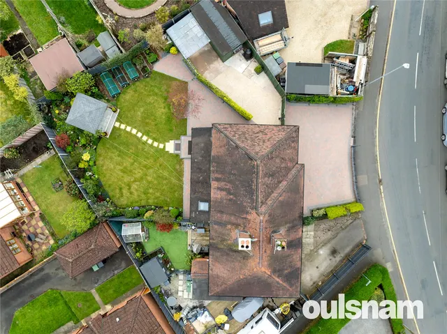 Photo 2 — Crabtree Lane, Bromsgrove, Worcestershire, B61 8NT