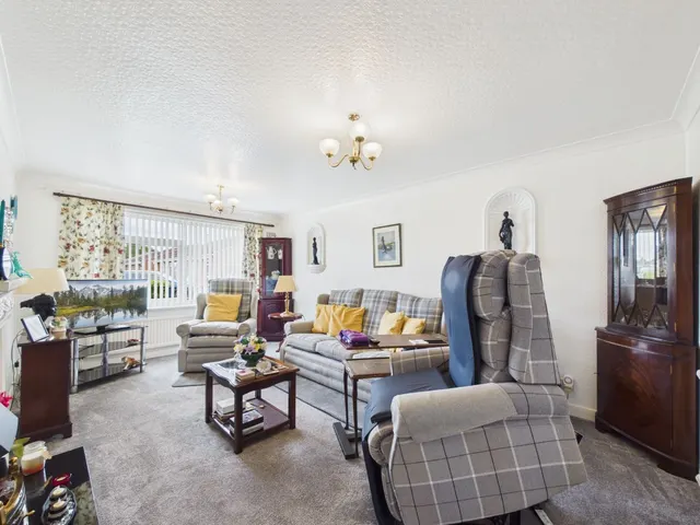 Carlin Close, Breaston, DE72, photo 2