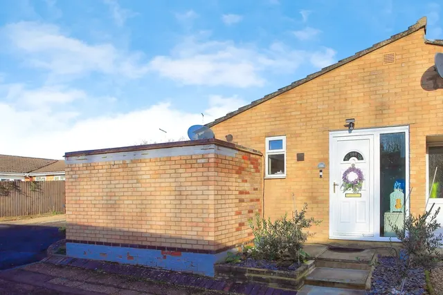 Wingfield, Orton Goldhay, Peterborough, Cambridgeshire, PE2, photo 1