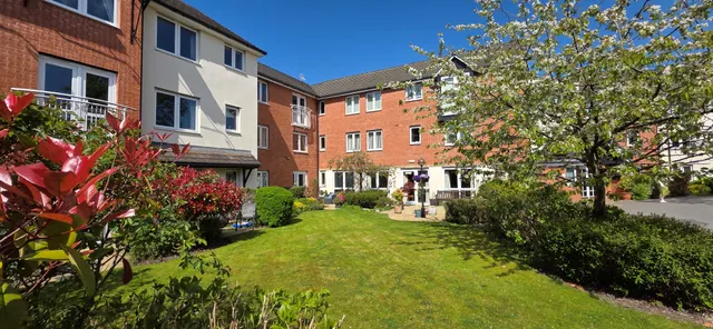Station Road, Marple, SK6, photo 3