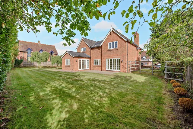 Barton Road, Barton, SY14, photo 2