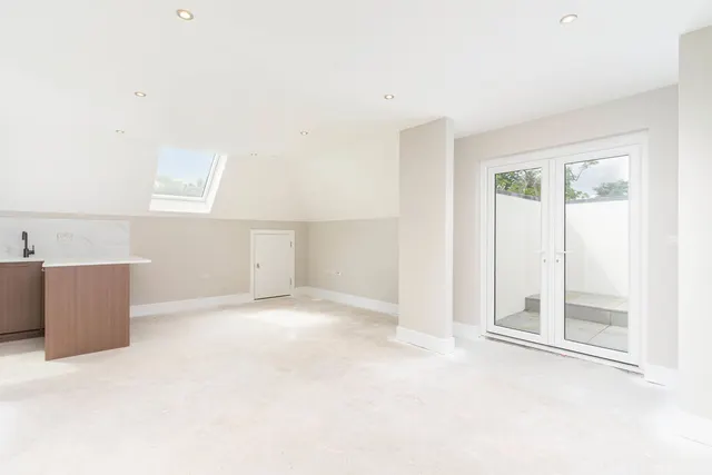 Photo 2 — 88 Riddlesdown Road, Purley CR8 1DD