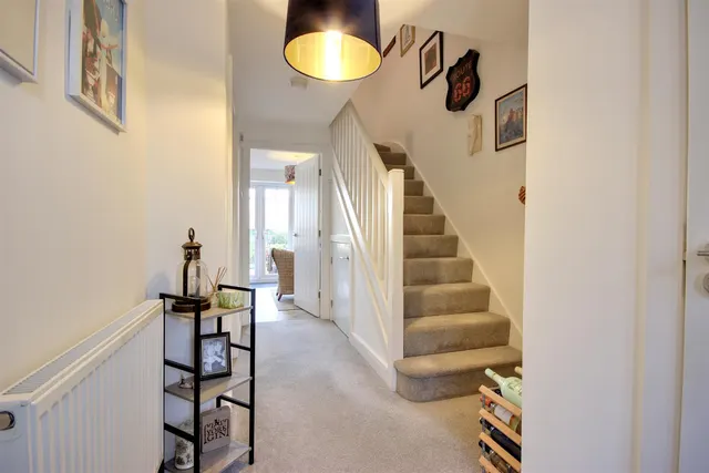 Wordsworth Avenue, Kirk Ella, photo 1