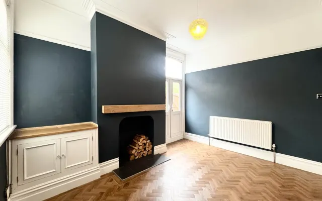 Photo 3 — Dentons Green Lane, Dentons Green